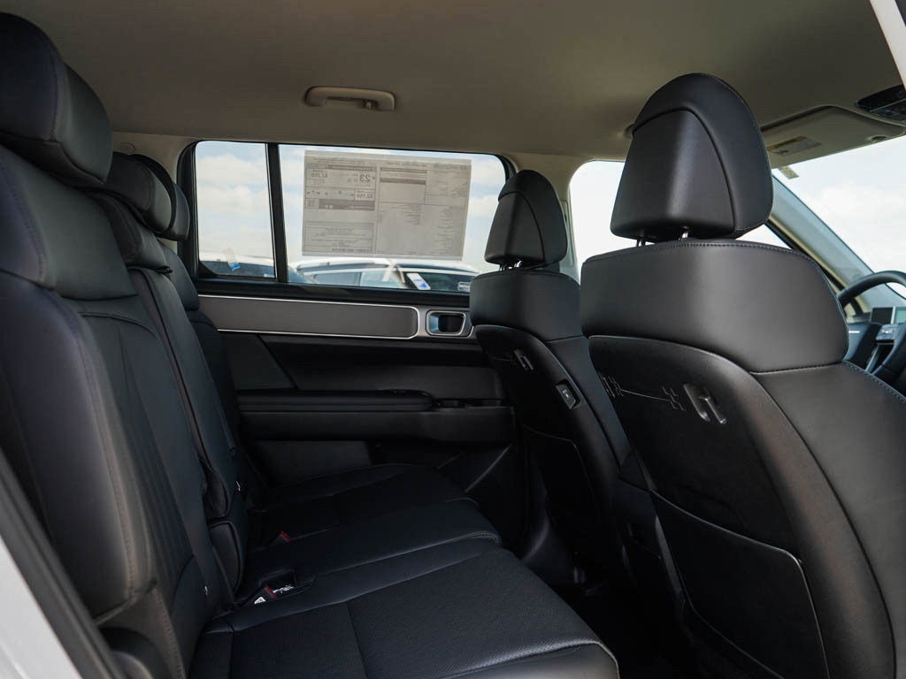 New 2026 Hyundai Santa Fe SEL image 14