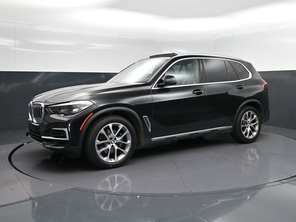 Certified 2023 BMW X5 xDrive40i w/ Premium Package image 3