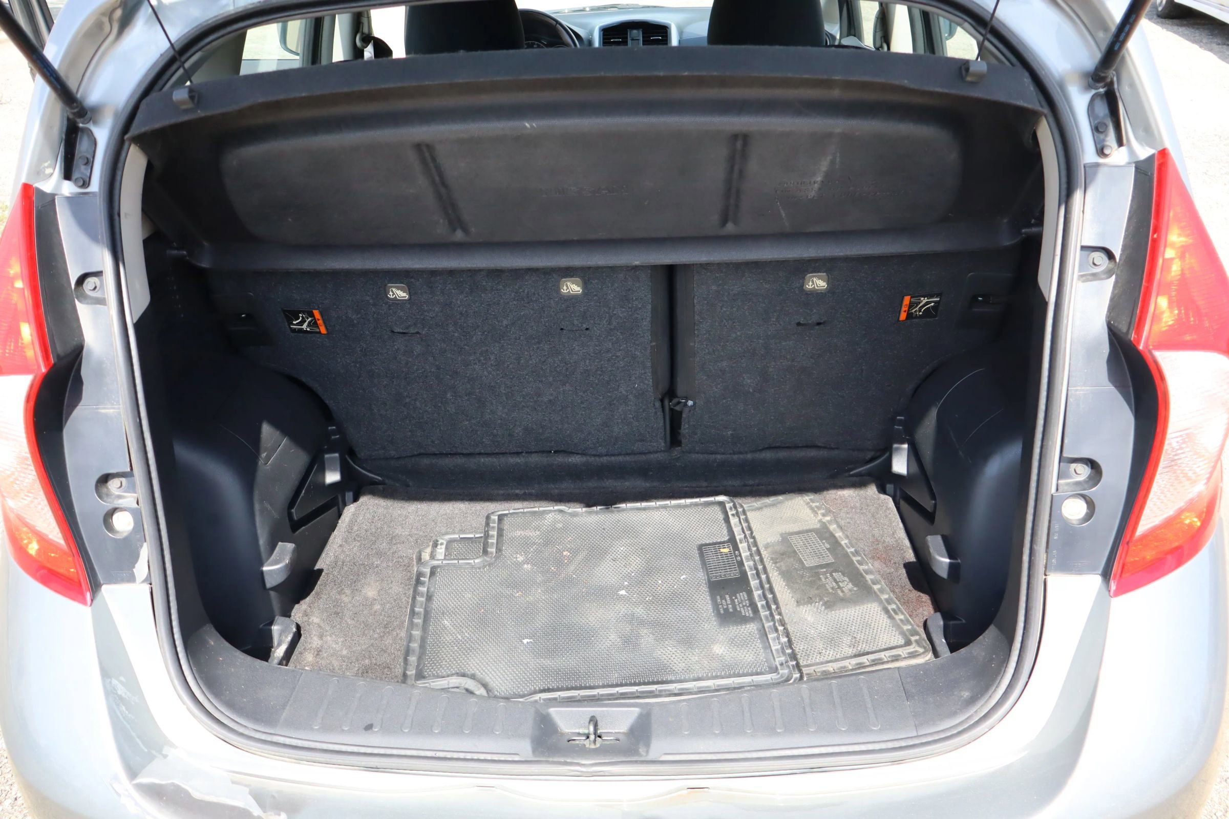 Used 2015 Nissan Versa Note SV image 8