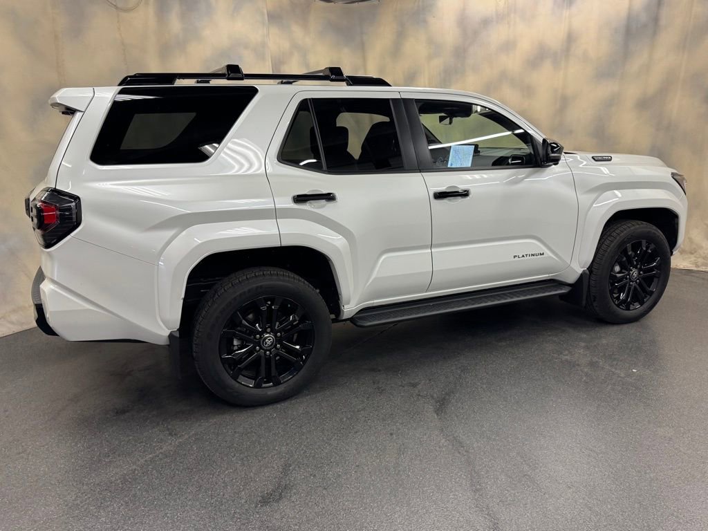 Used 2025 Toyota 4Runner Platinum AWD/4WD image 10