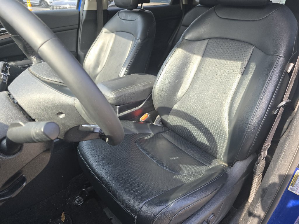 Used 2023 Kia Sportage EX AWD/4WD image 23
