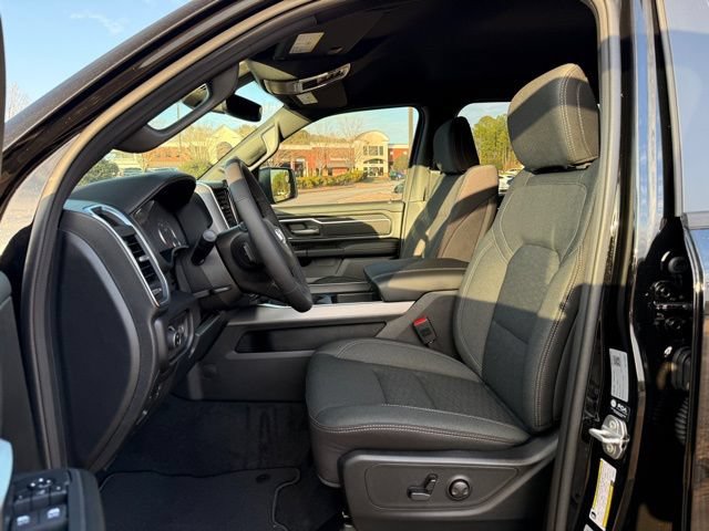 New 2026 RAM 1500 Big Horn AWD/4WD image 13