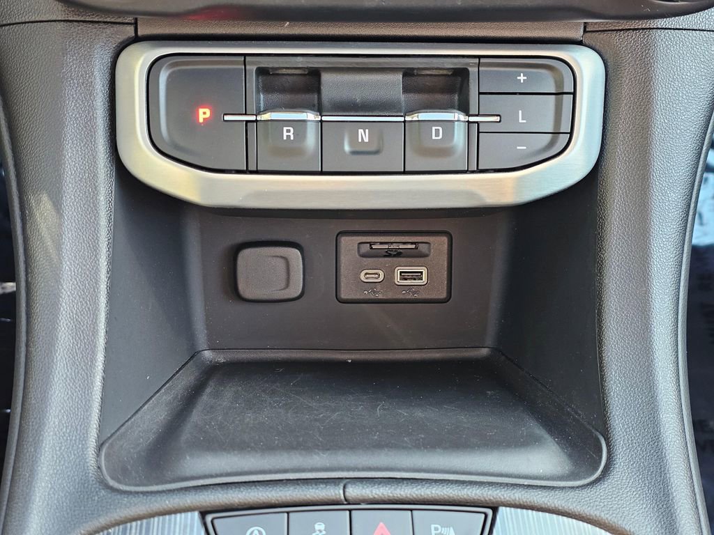 Used 2021 GMC Acadia SLT w/ Technology Package AWD/4WD image 39