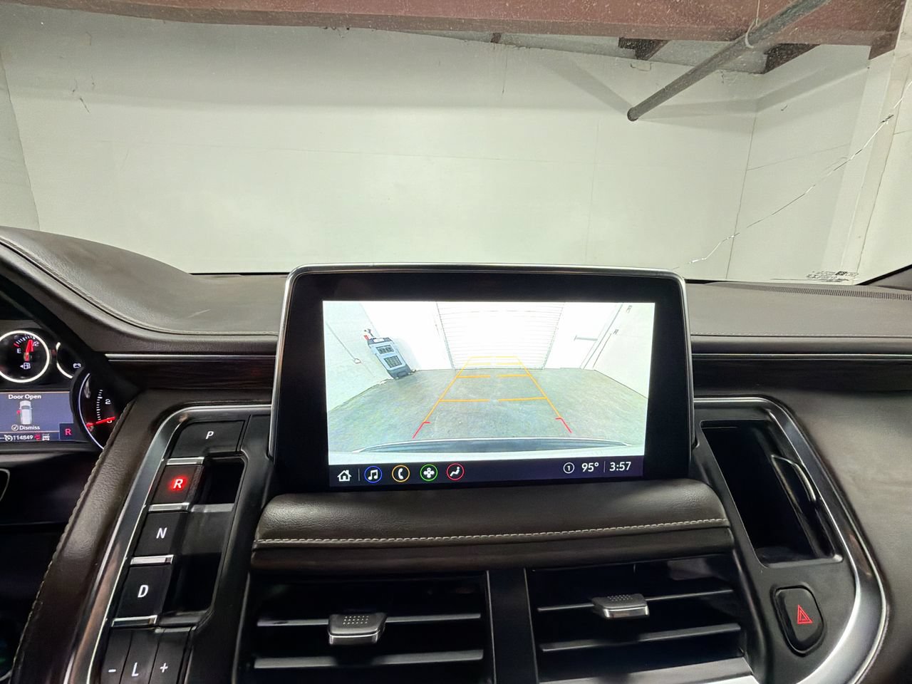 Used 2021 Chevrolet Tahoe Z71 AWD/4WD image 14