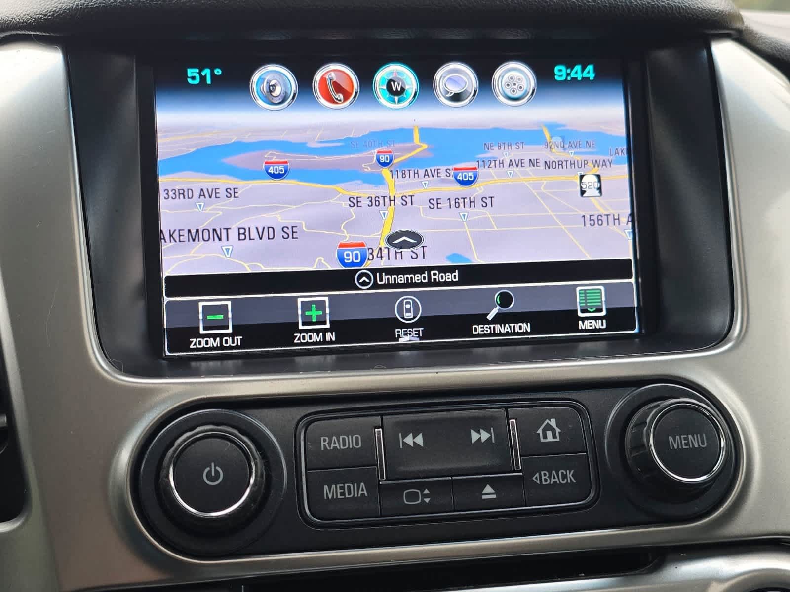 Used 2019 Chevrolet Tahoe LT w/ LT Signature Package AWD/4WD image 15
