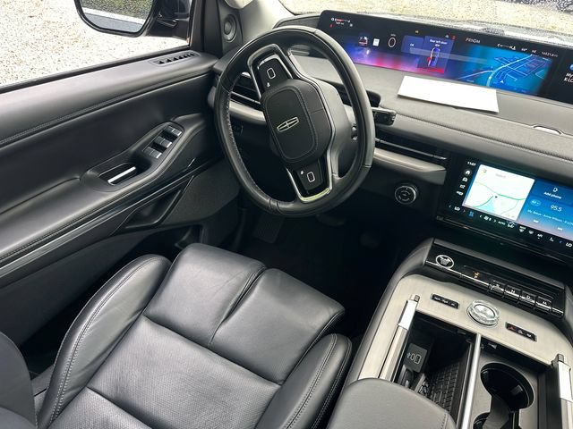 Used 2025 Lincoln Navigator Reserve AWD/4WD image 24