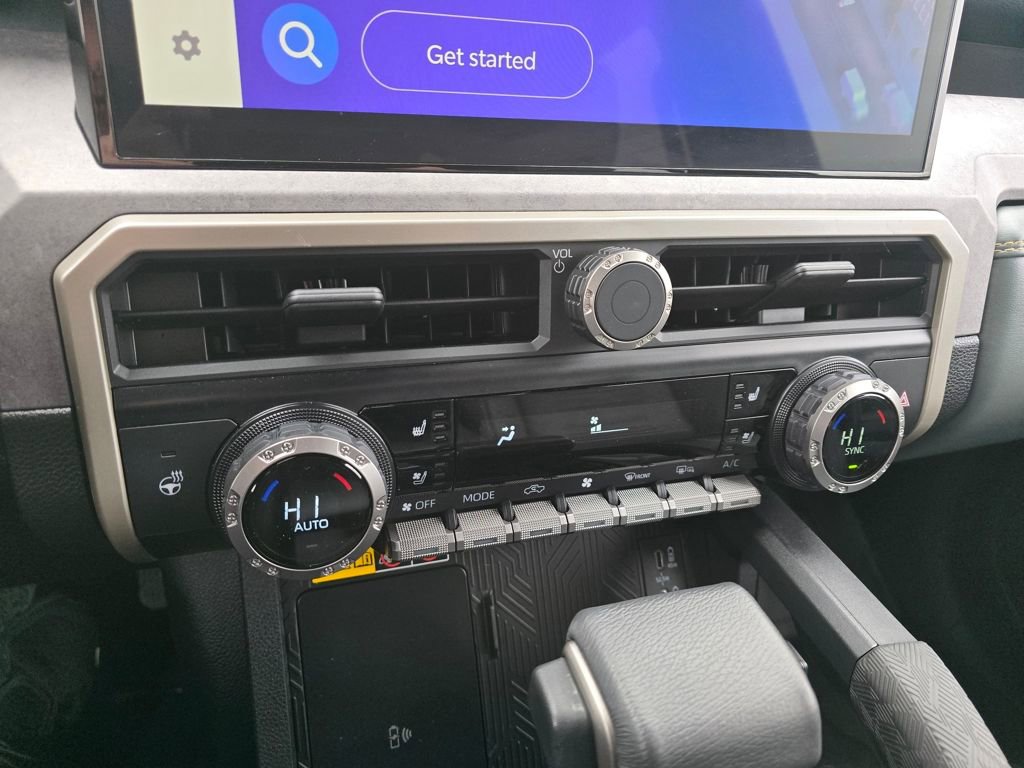 Certified 2025 Toyota Tacoma Trailhunter image 25