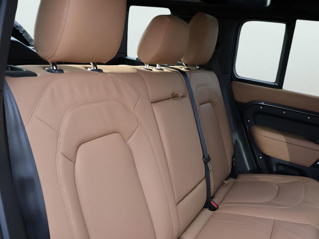 New 2026 Land Rover Defender 110 S image 13