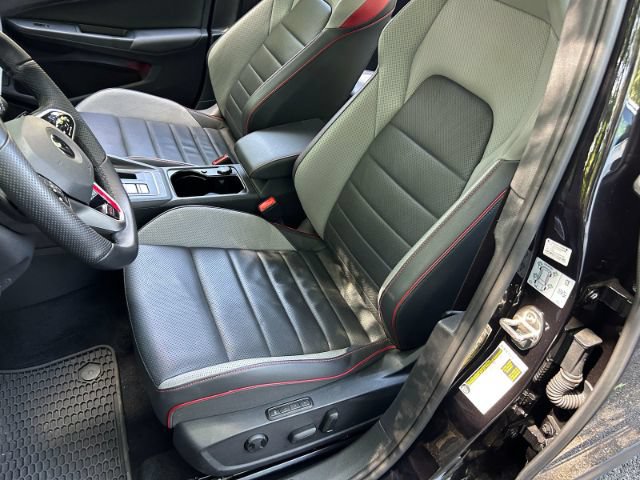 Used 2022 Volkswagen GTI SE FWD image 8