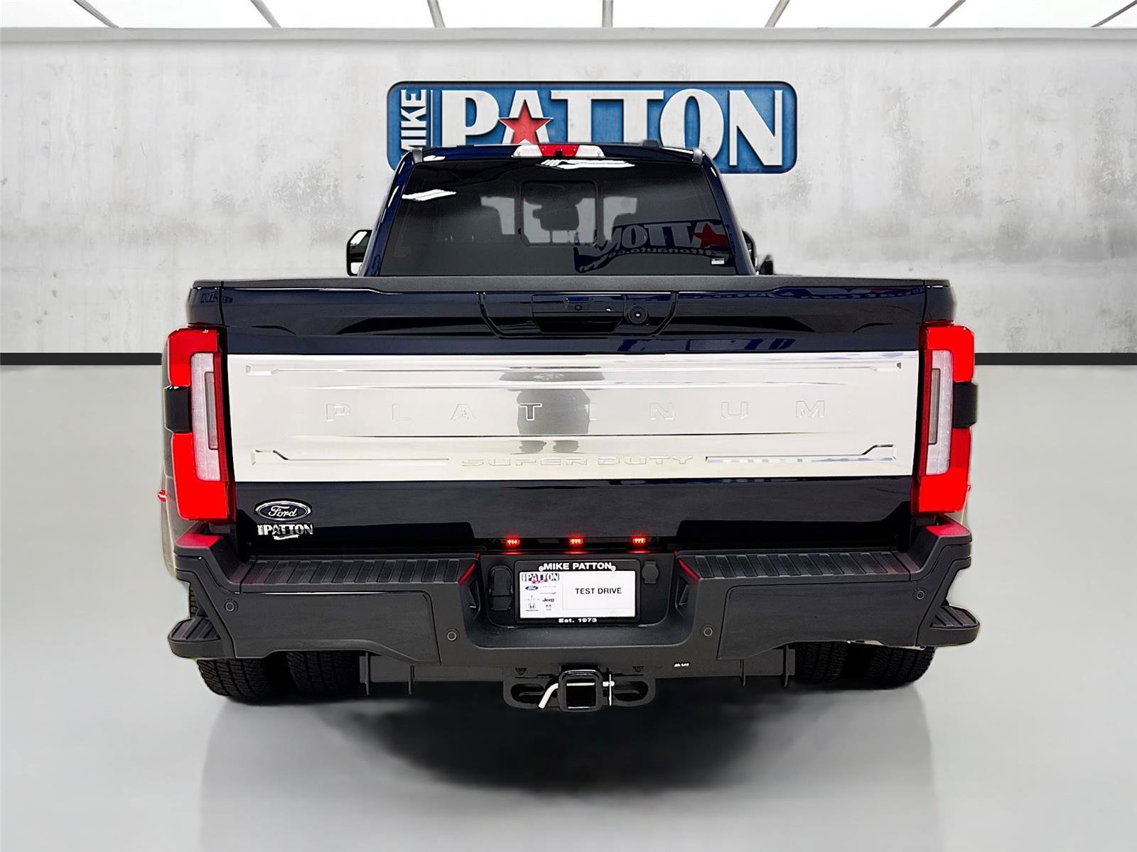 New 2025 Ford F350 Platinum w/ Platinum Plus Package image 6