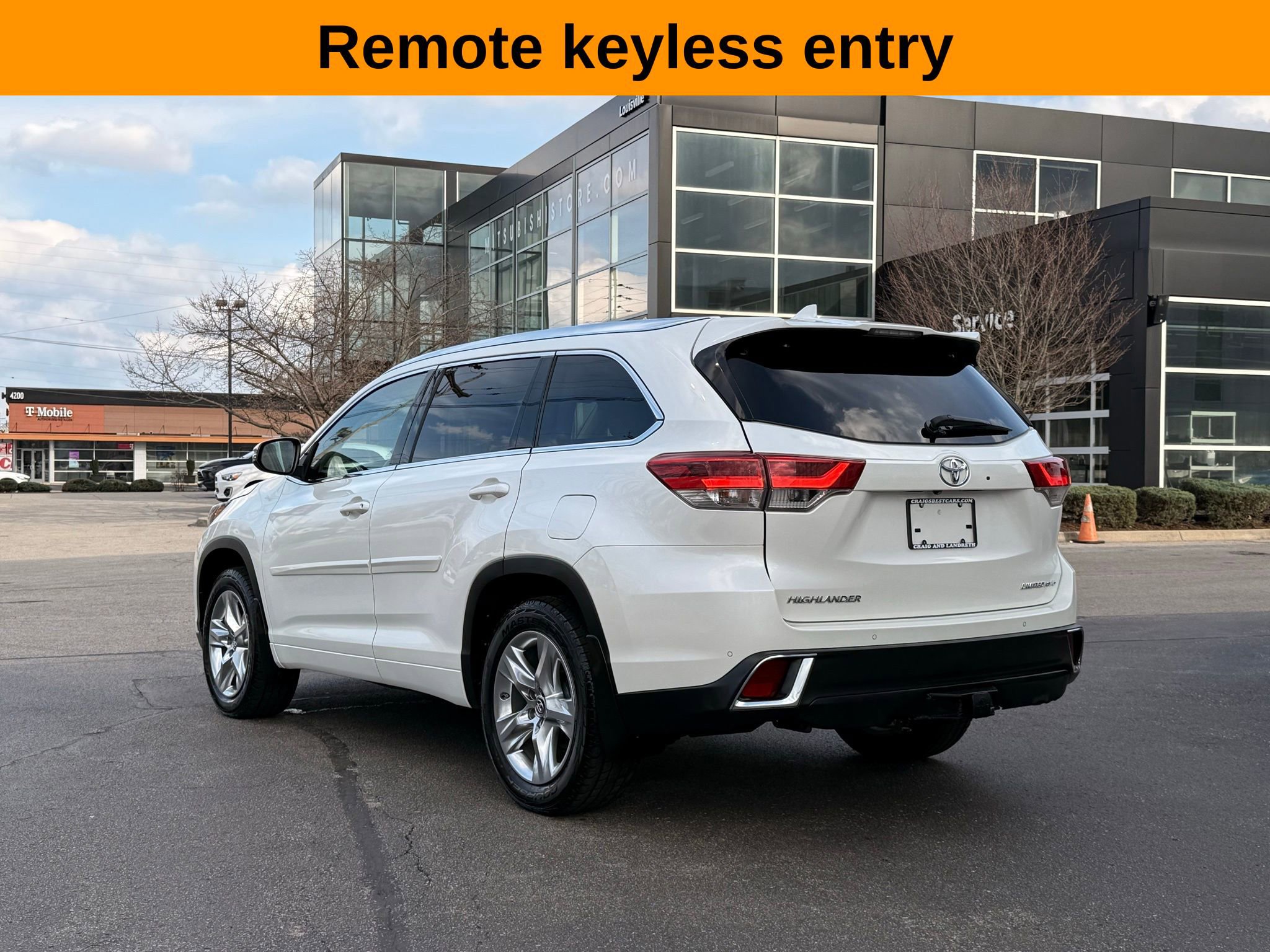 Used 2019 Toyota Highlander Limited AWD/4WD image 3