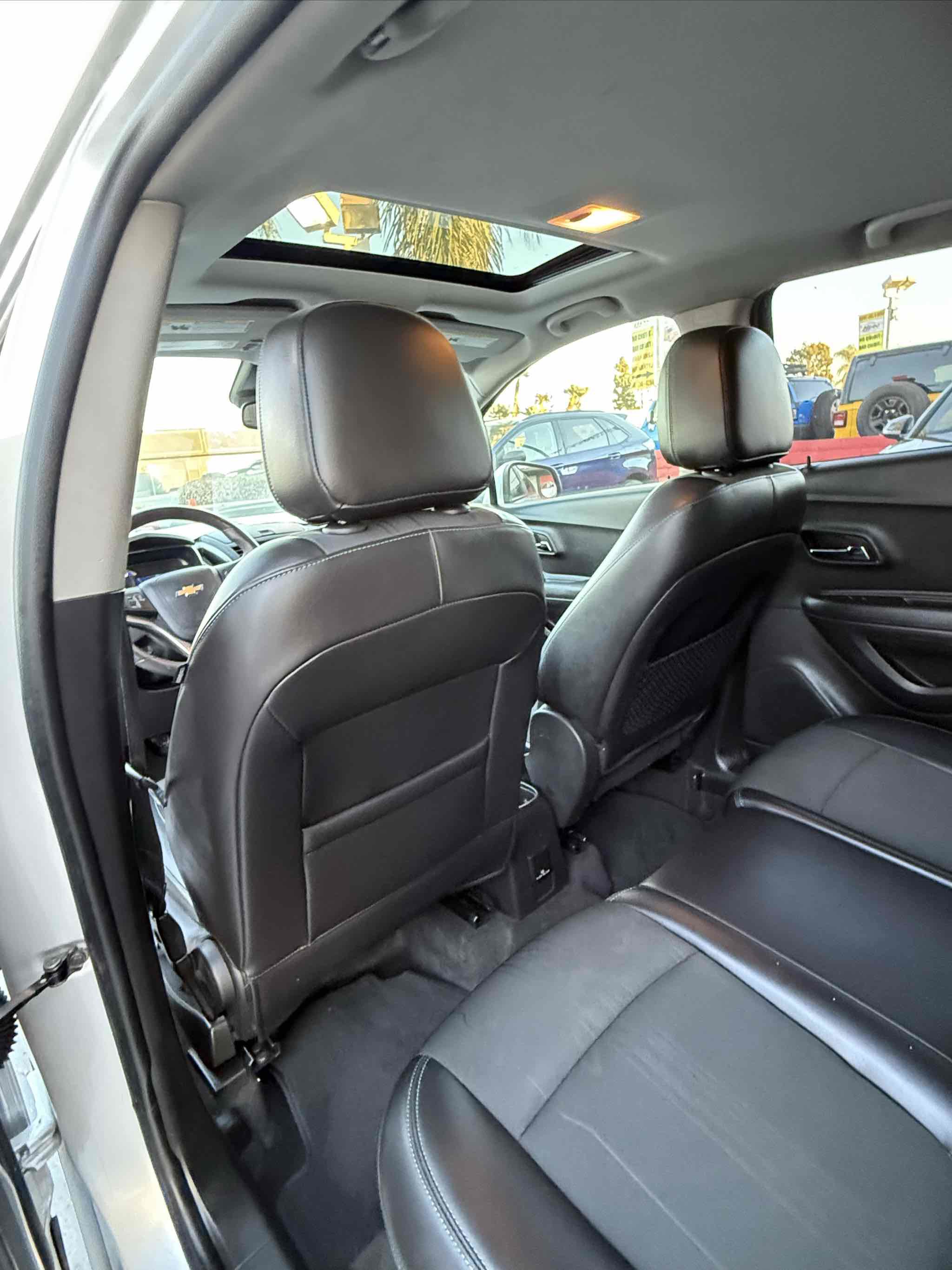 Used 2015 Chevrolet Trax LT w/ LT Sun and Sound Package FWD image 69