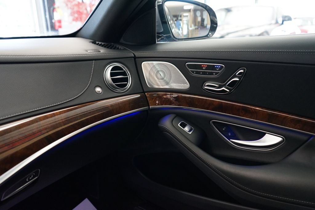 Used 2015 Mercedes-Benz S 550 4MATIC Sedan image 40