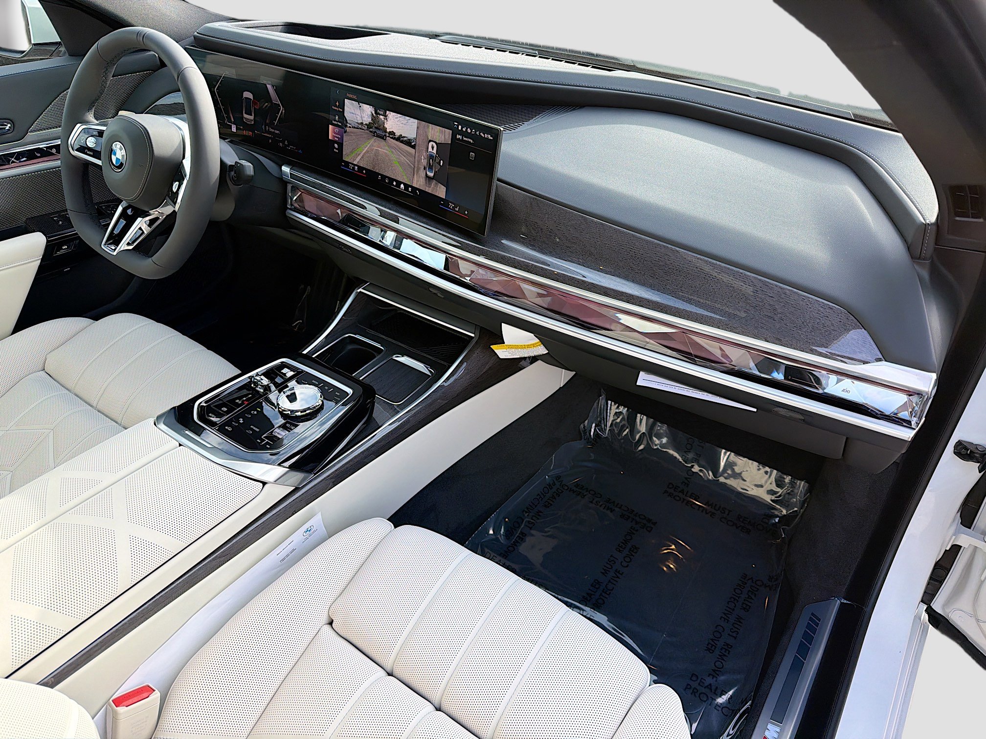 New 2026 BMW 760i xDrive w/ Executive Package image 14