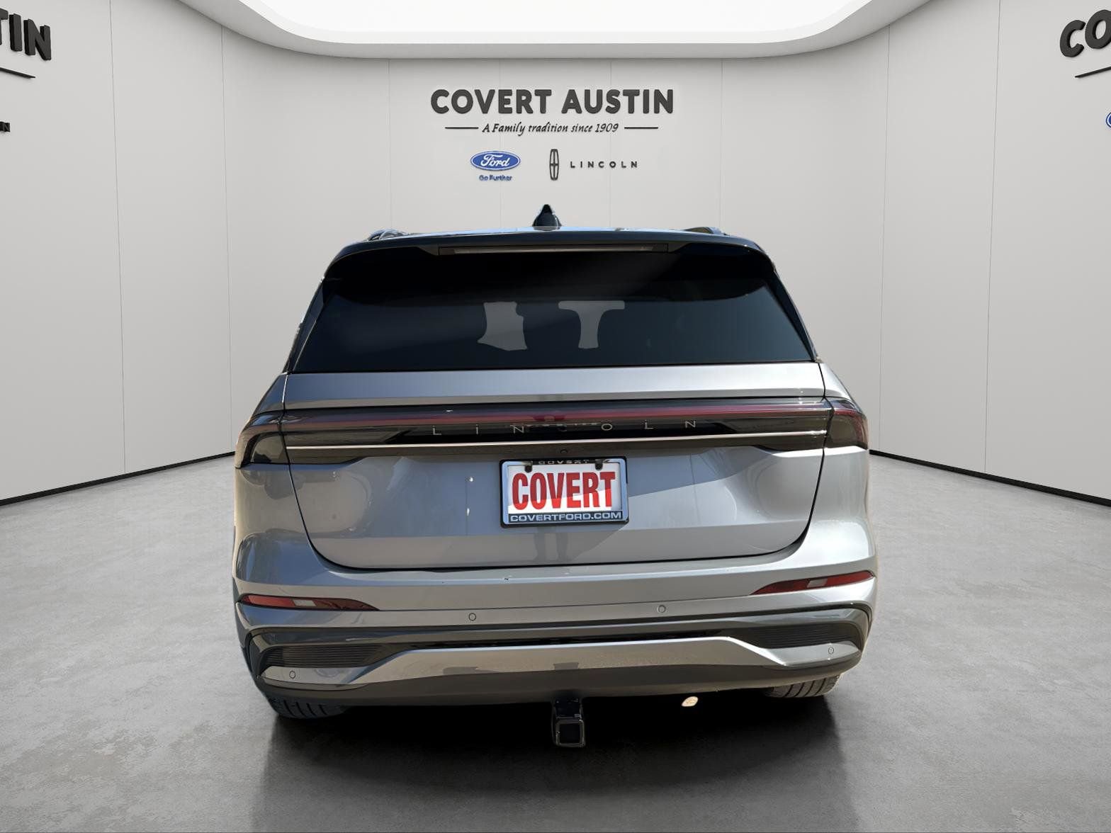 Certified 2024 Lincoln Nautilus Reserve w/ Equipment Group 202A image 4