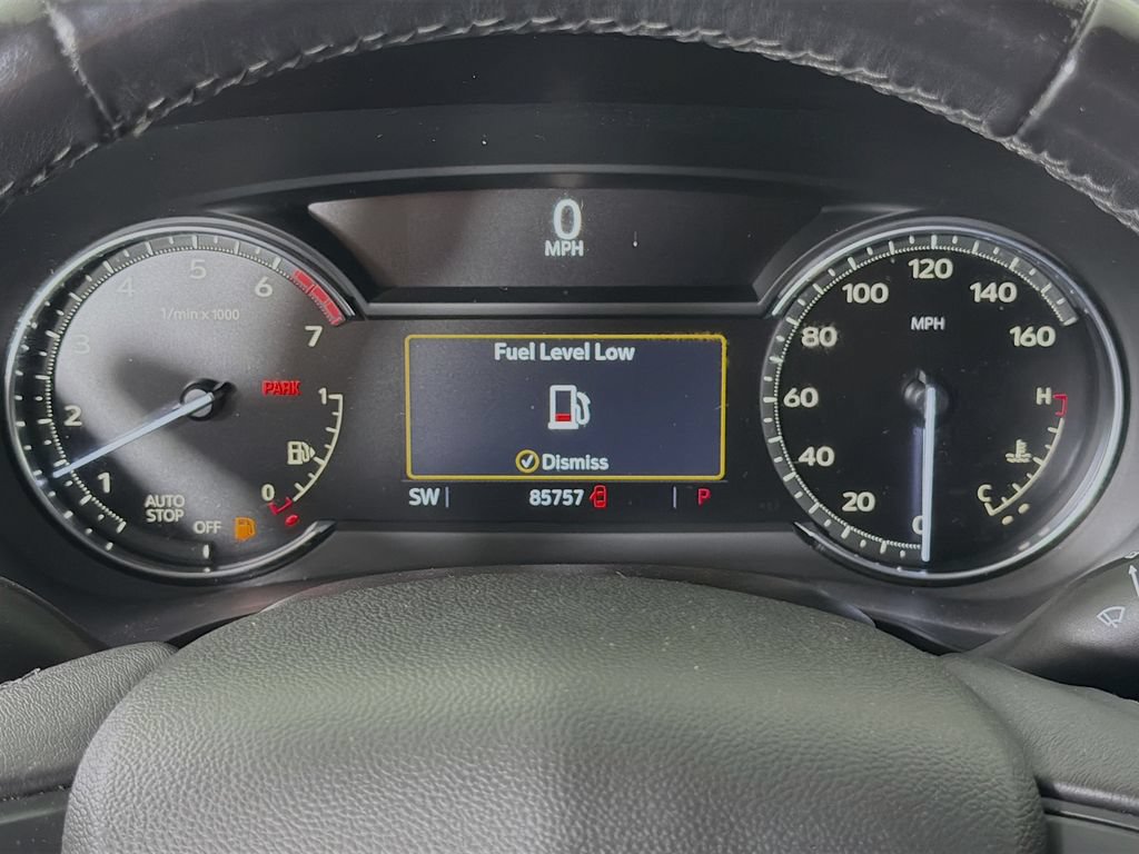 Used 2021 Cadillac XT4 Premium Luxury FWD image 16