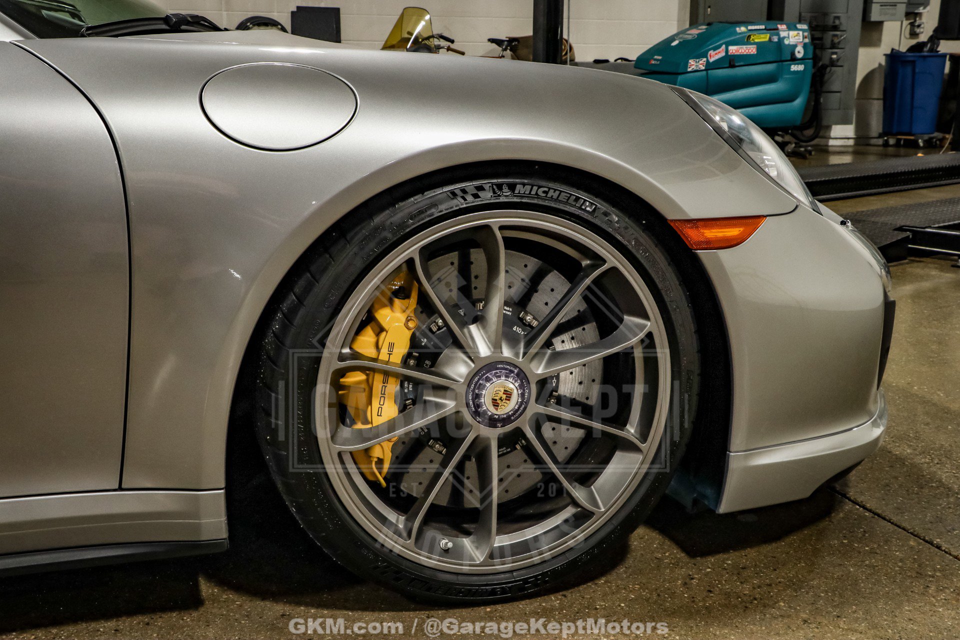 Used 2014 Porsche 911 Turbo S image 74
