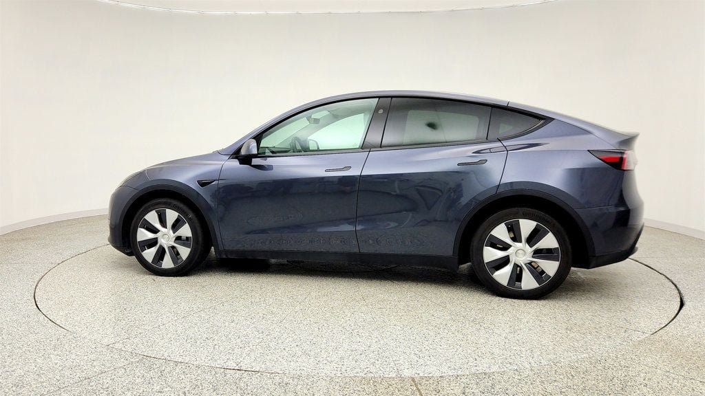 Used 2023 Tesla Model Y Long Range AWD/4WD image 8