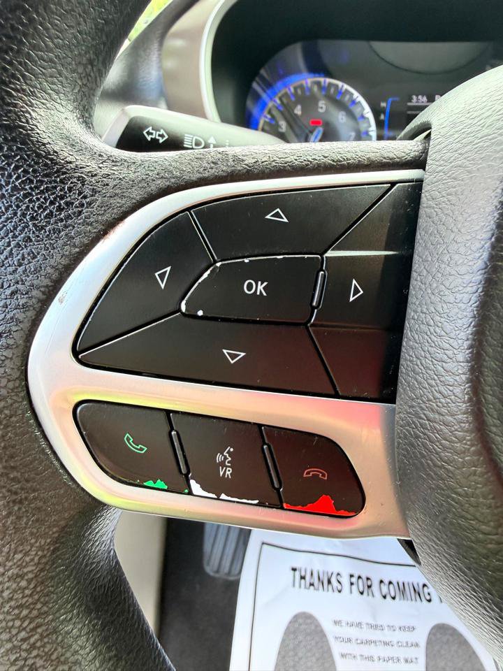 Used 2021 Chrysler Voyager Lxi FWD image 21