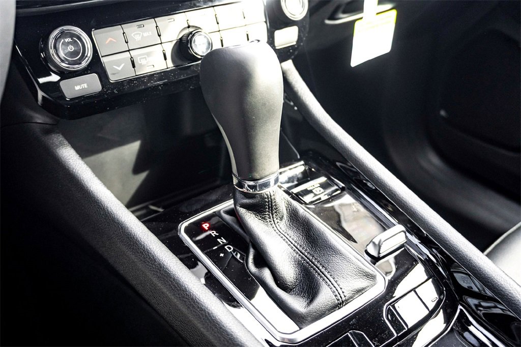 New 2026 Jeep Compass Limited image 16