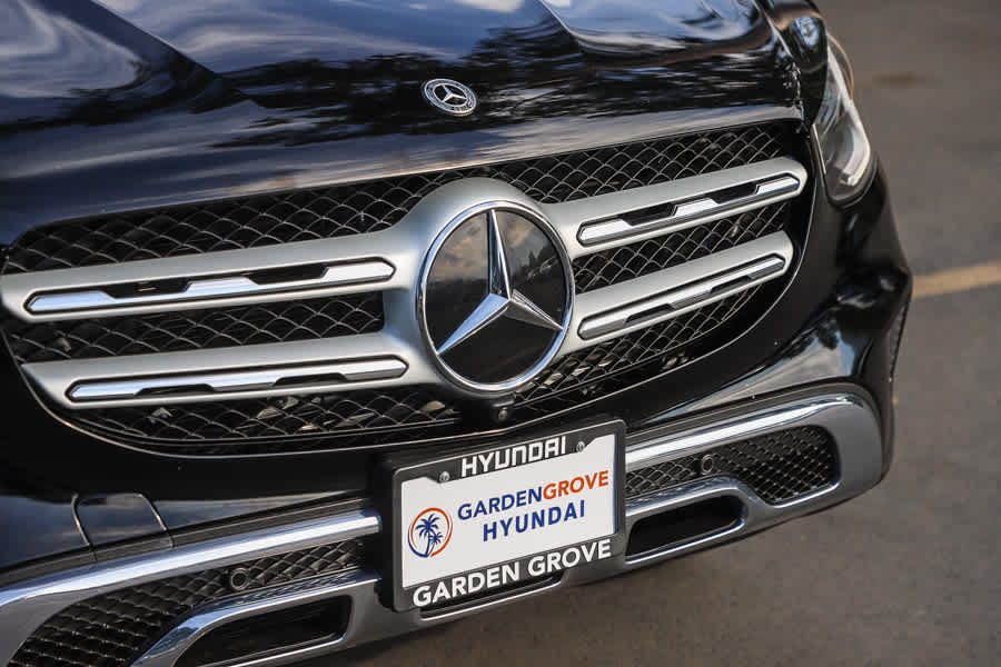 Used 2021 Mercedes-Benz GLC 300 4MATIC image 5
