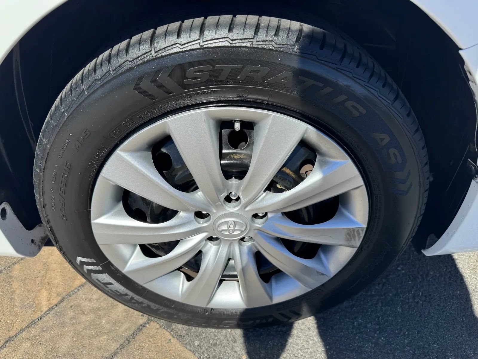 Used 2012 Toyota Corolla LE FWD image 9