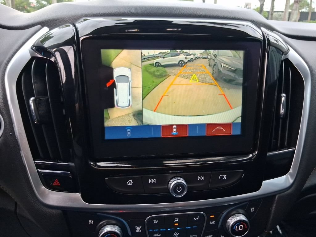 Used 2018 Chevrolet Traverse Premier w/ Redline Edition FWD image 24