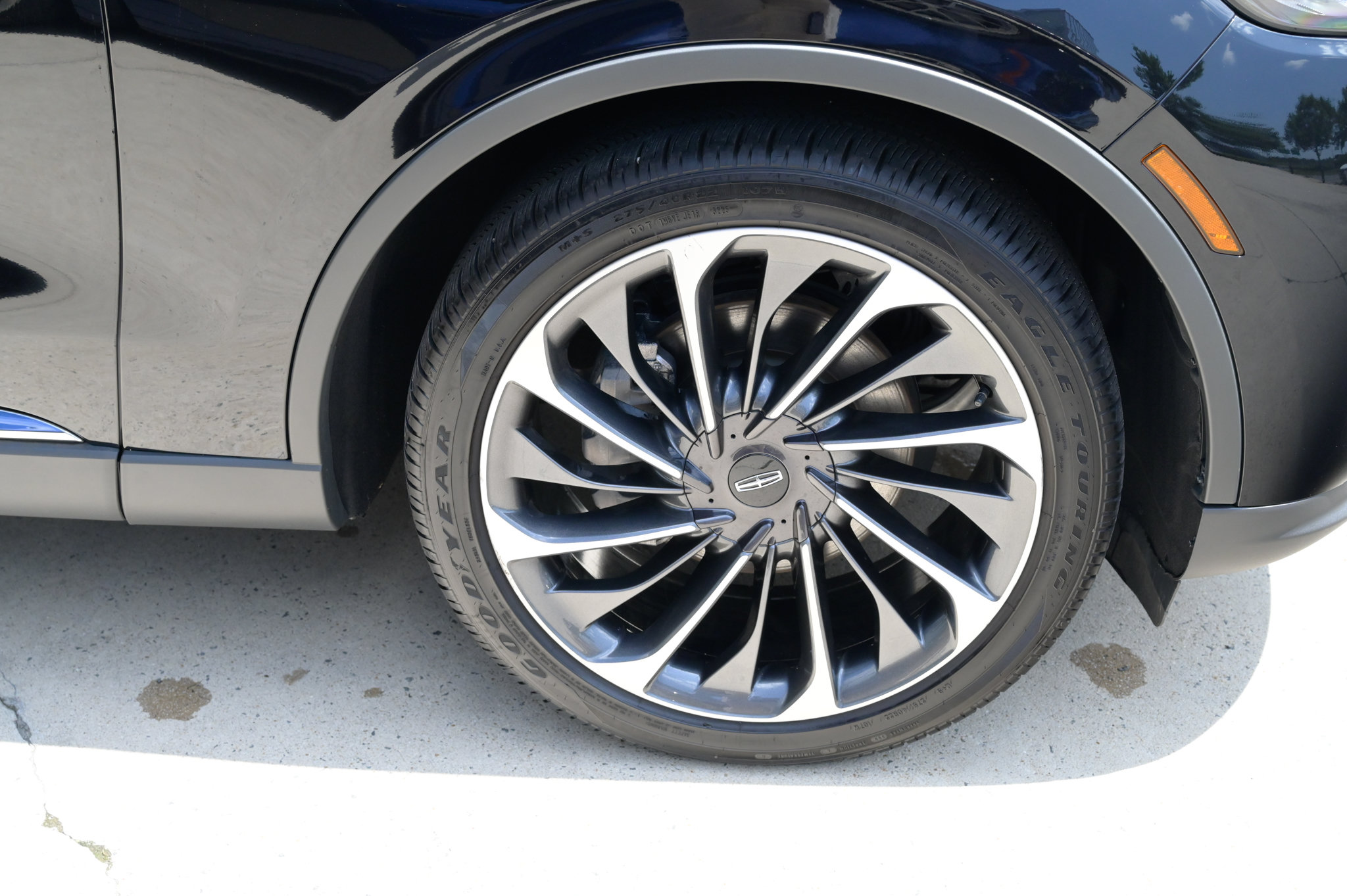 Used 2026 Lincoln Aviator Reserve AWD/4WD image 12