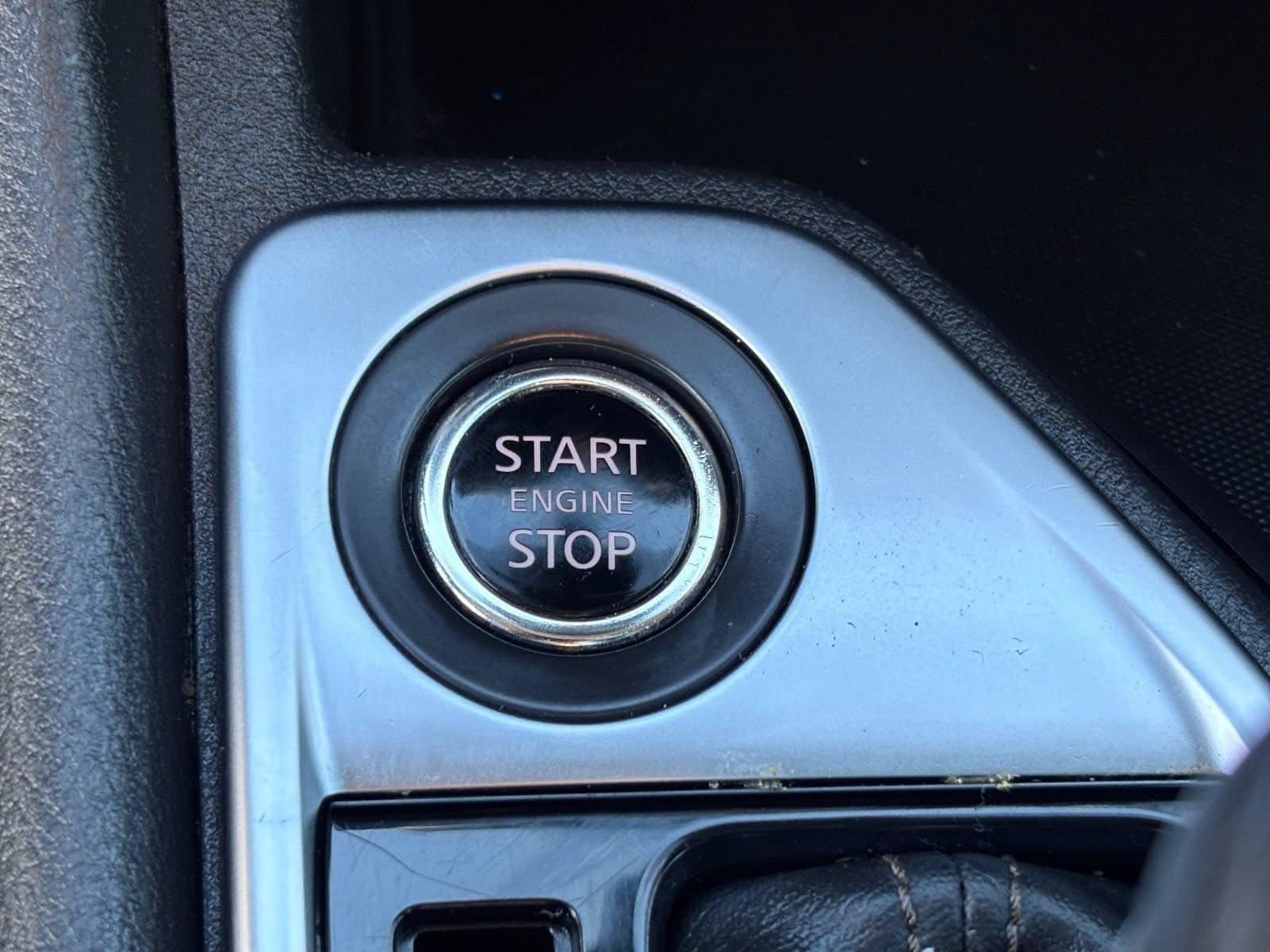 Used 2023 Nissan Sentra SV FWD image 32