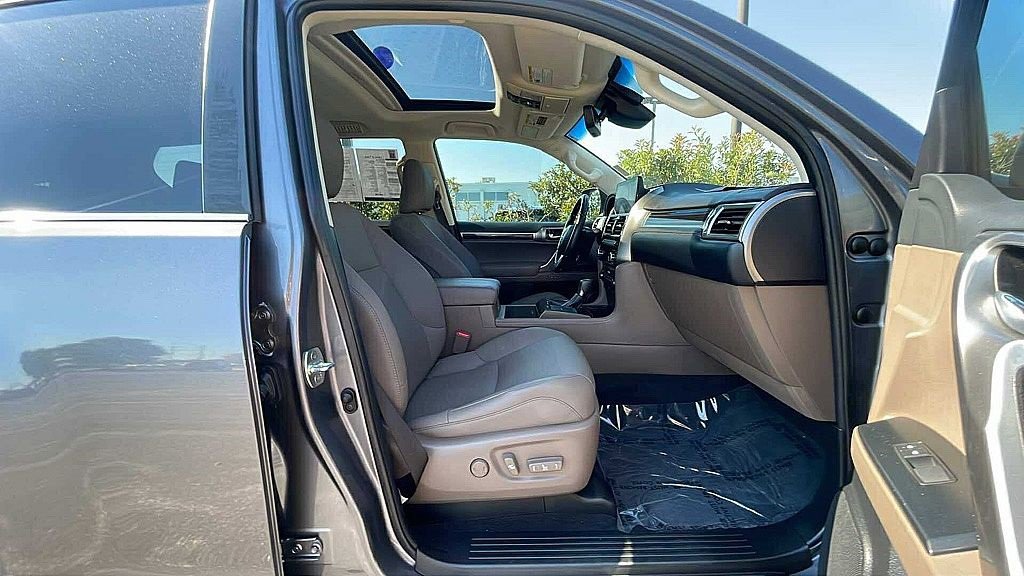 Certified 2023 Lexus GX 460 Premium image 29