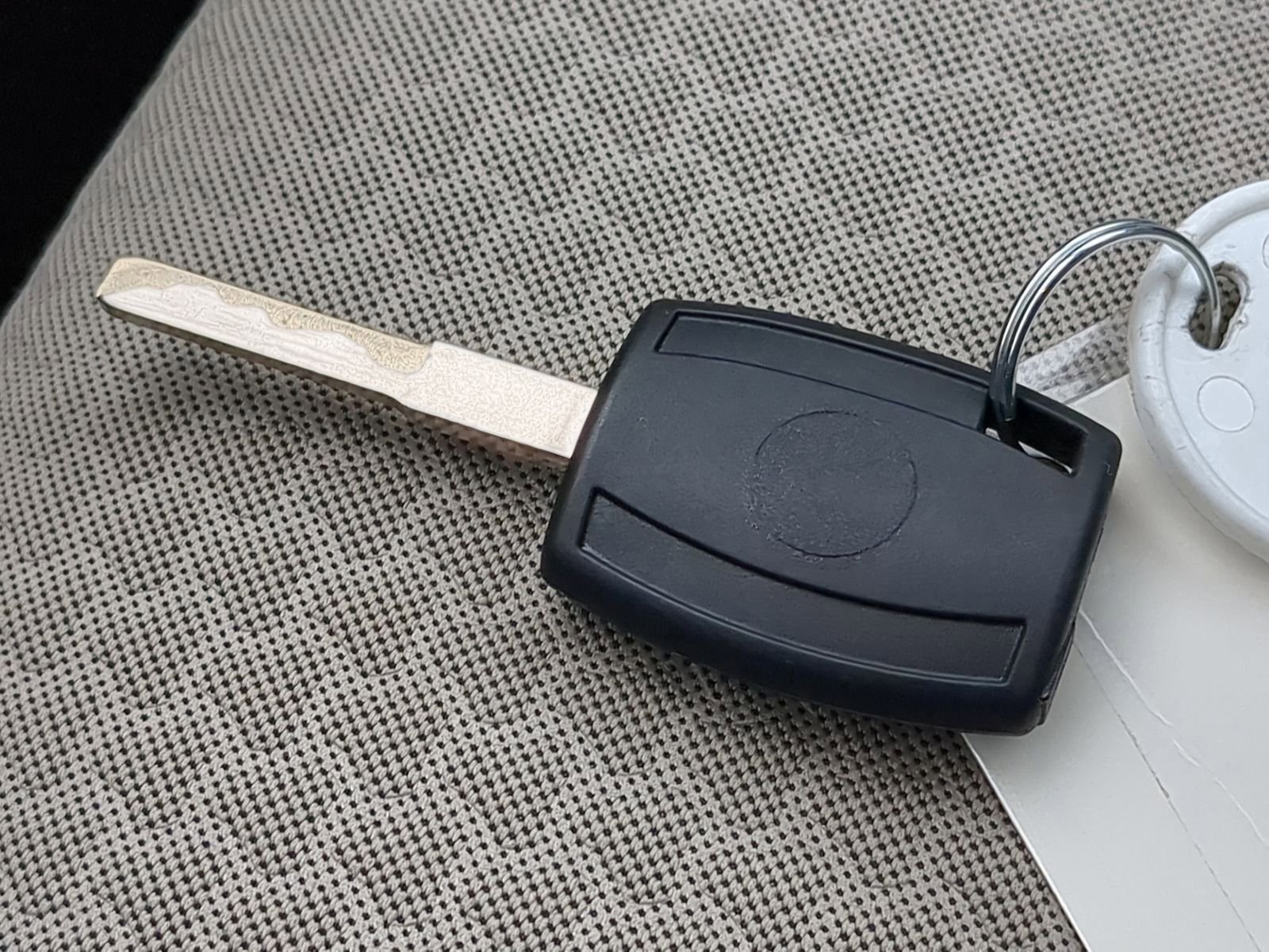 Used 2017 Ford Escape SE image 35