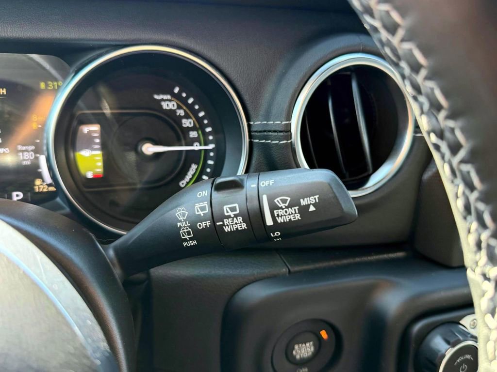 Used 2022 Jeep Wrangler Unlimited Sahara w/ Cold Weather Group image 21