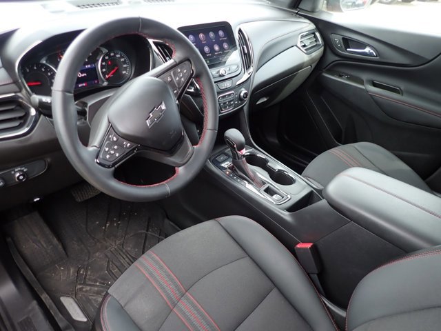 Used 2023 Chevrolet Equinox RS AWD/4WD image 11