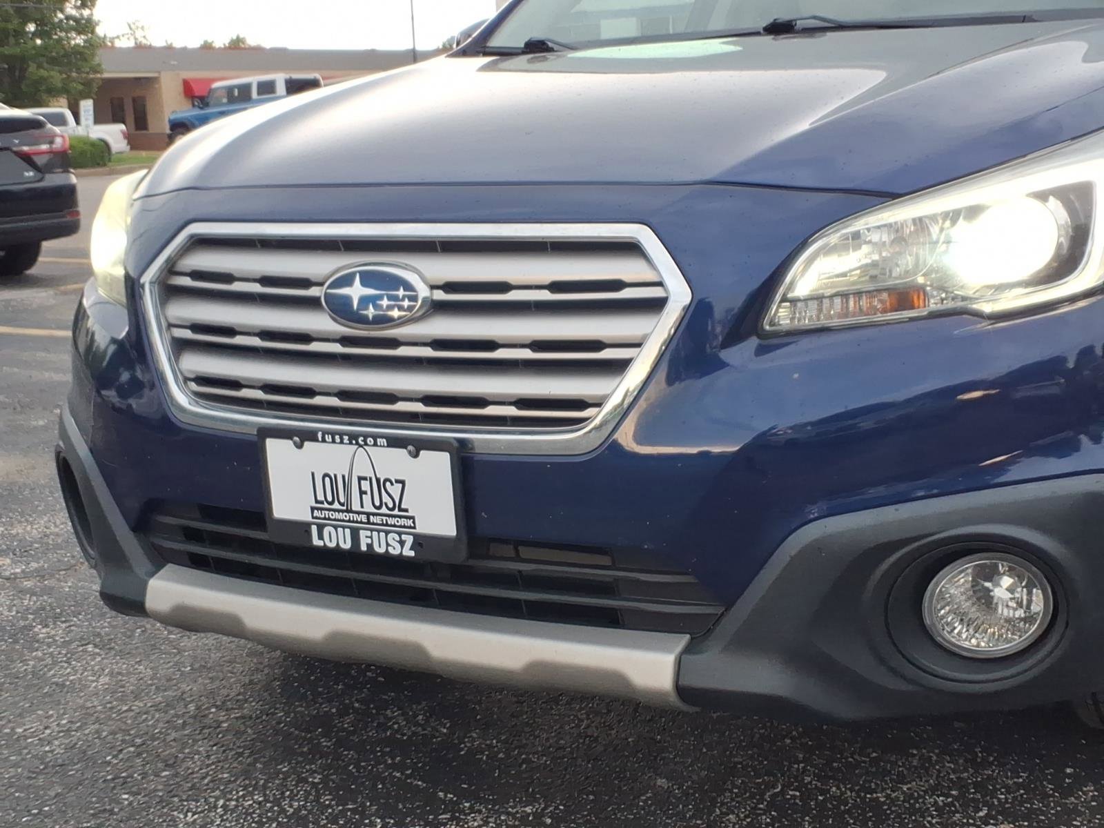 Used 2016 Subaru Outback 3.6R Limited AWD/4WD image 35