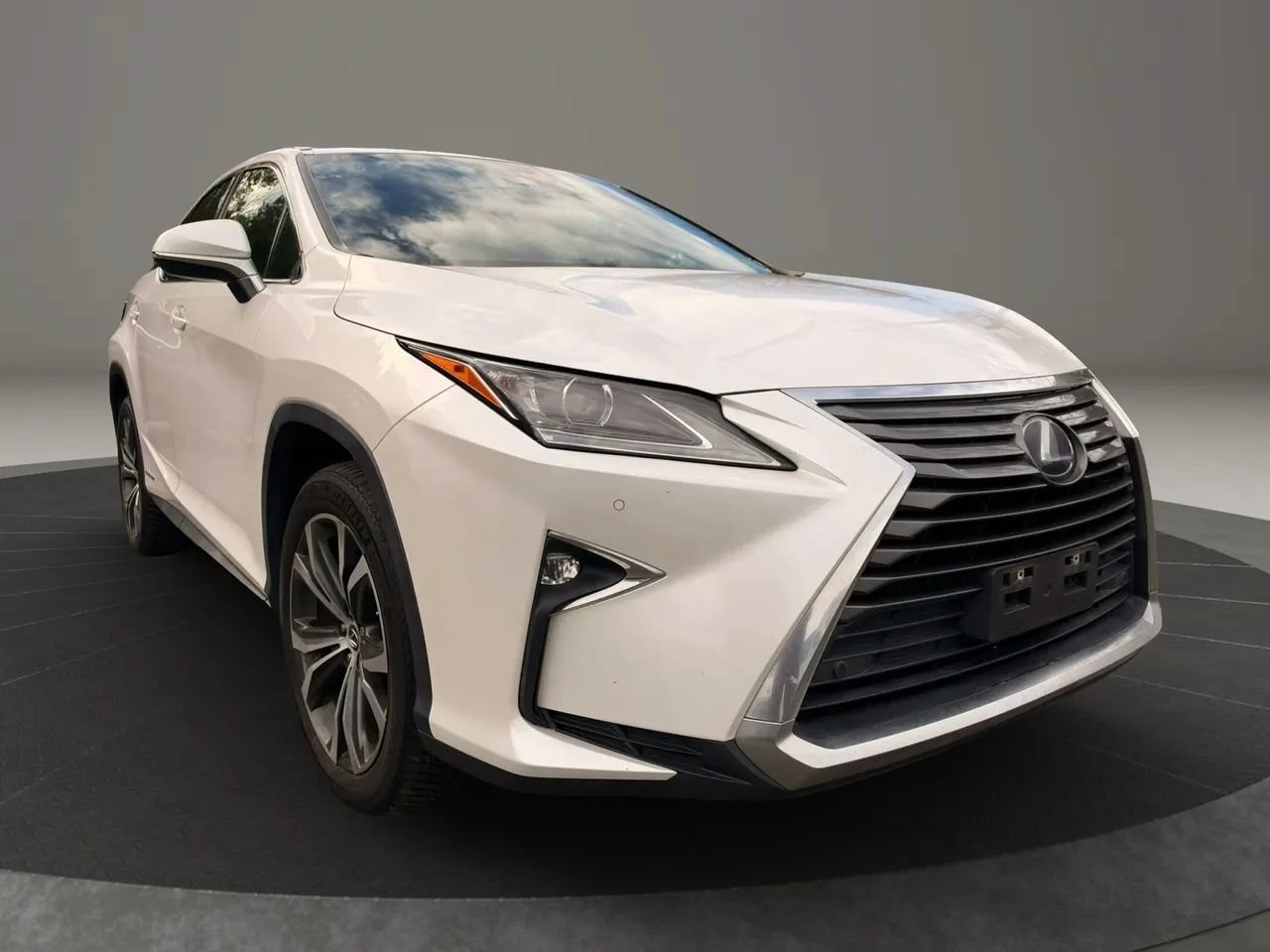 Used 2019 Lexus RX 450h AWD w/ Navigation Package image 7