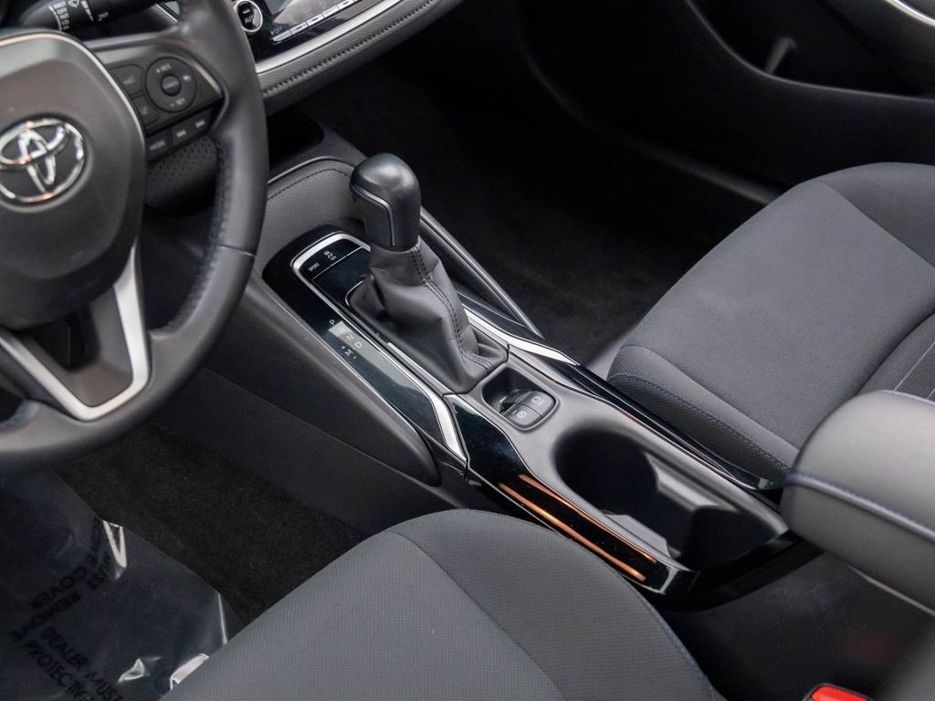 Used 2020 Toyota Corolla SE w/ SE Premium Package image 11