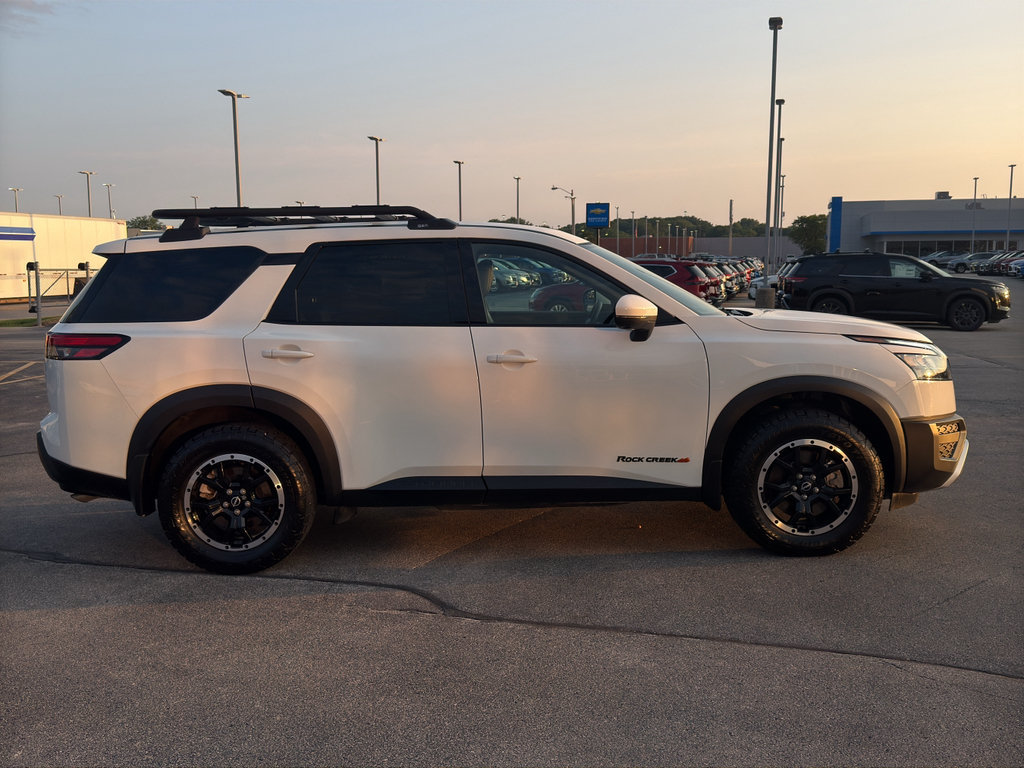 Certified 2025 Nissan Pathfinder Rock Creek AWD/4WD image 4