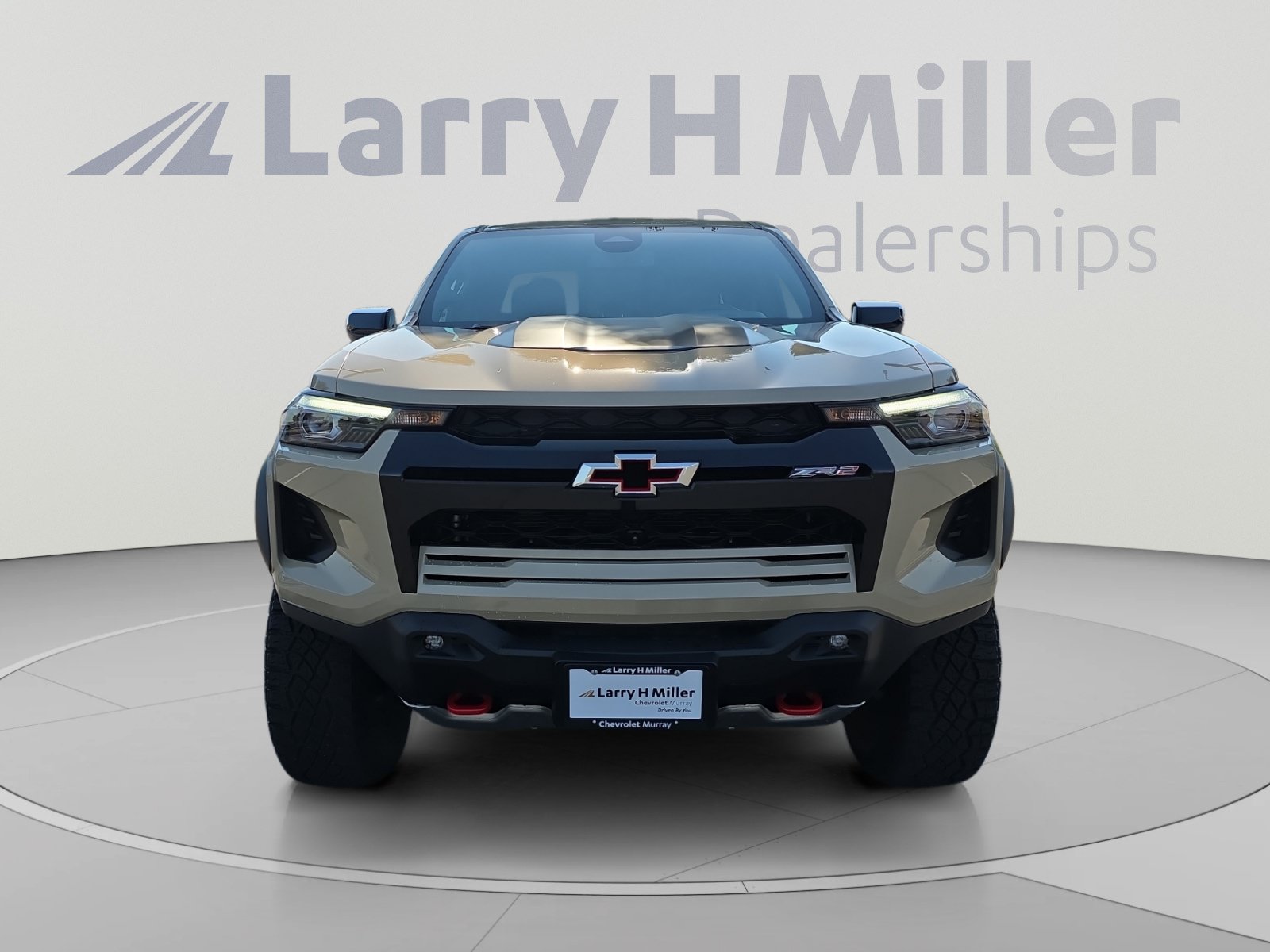 Certified 2024 Chevrolet Colorado ZR2 w/ Technology Package AWD/4WD image 8