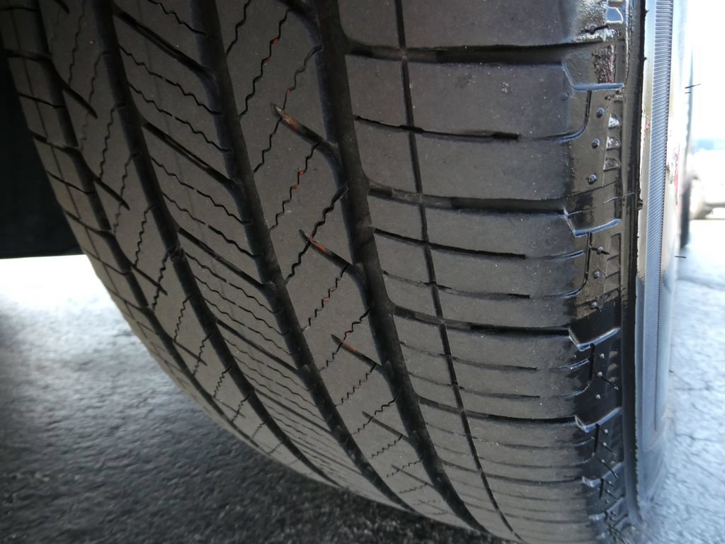 Used 2025 Honda Pilot Black Edition image 12