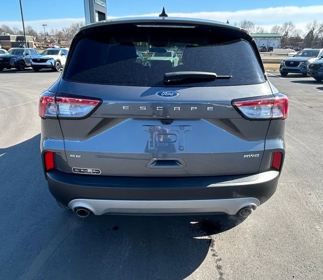 Used 2022 Ford Escape SE image 6