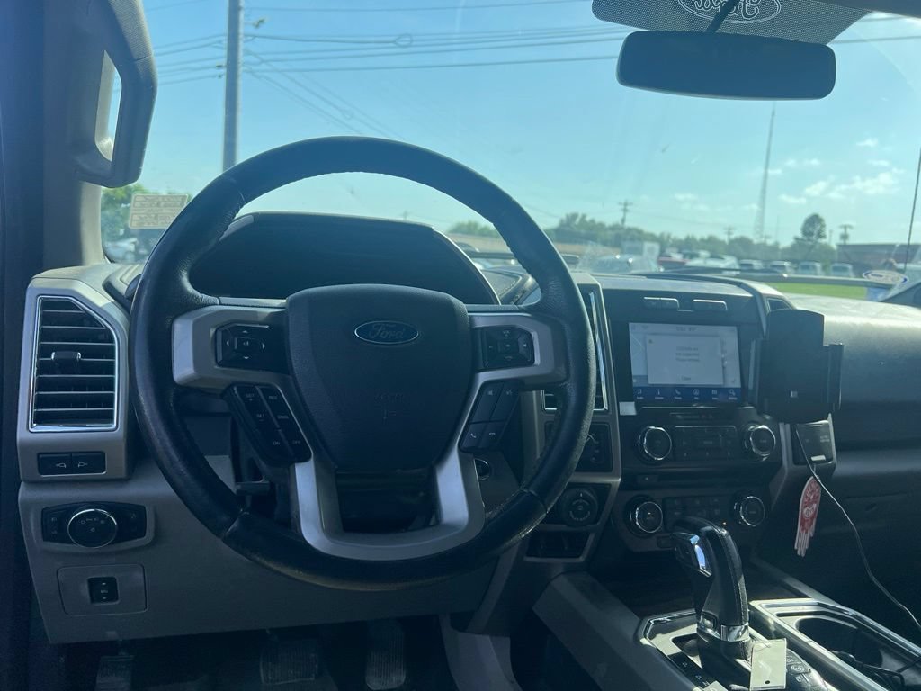 Used 2016 Ford F150 Lariat AWD/4WD image 9