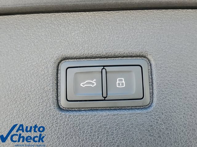 Used 2025 Audi Q7 3.0T Premium Plus AWD/4WD image 10