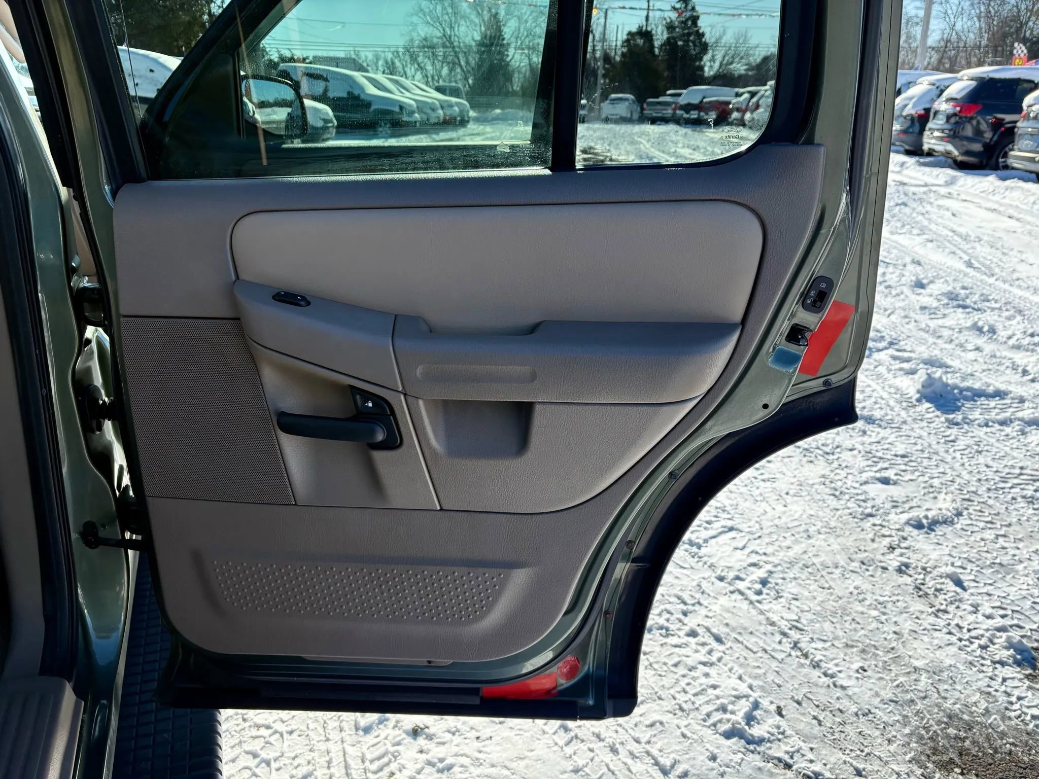 Used 2002 Ford Explorer XLT image 13