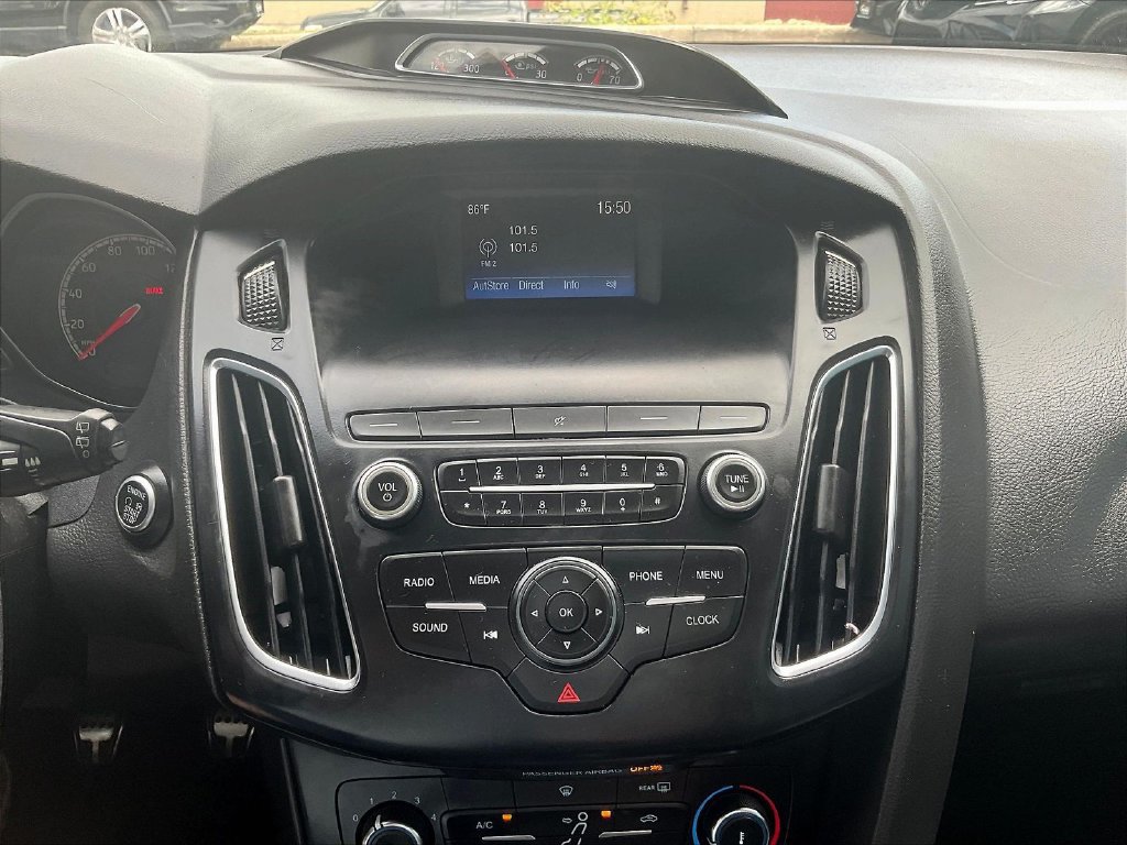 Used 2018 Ford Focus ST FWD image 15