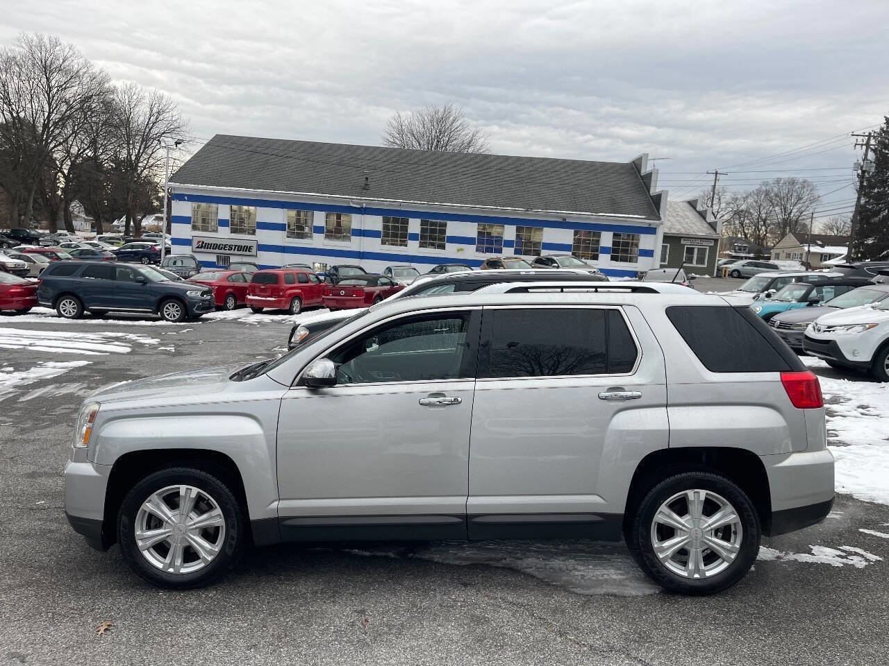 Used 2017 GMC Terrain SLT w/ Driver Alert Package I image 3