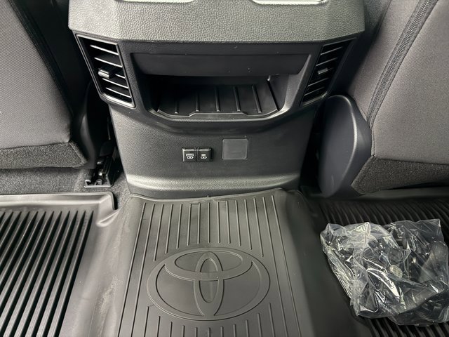 New 2026 Toyota Tundra SR5 w/ SR5 Convenience Package image 32
