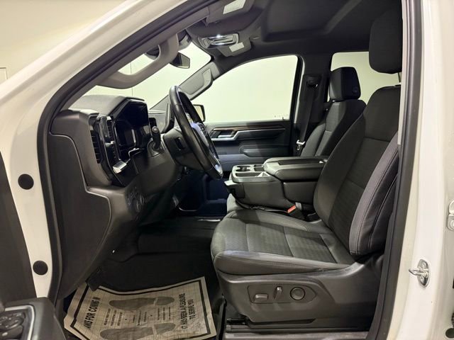 Certified 2022 Chevrolet Silverado 1500 LT w/ Z71 Off-Road Package AWD/4WD image 13