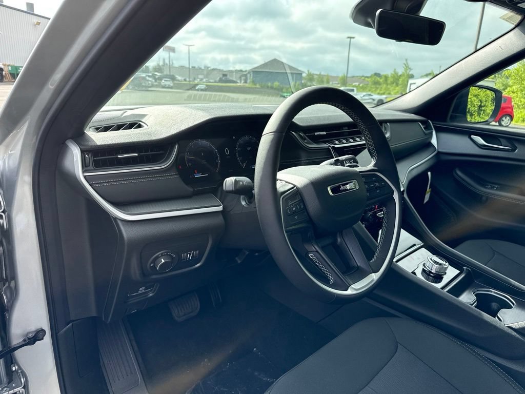 New 2026 Jeep Grand Cherokee L 4WD image 26