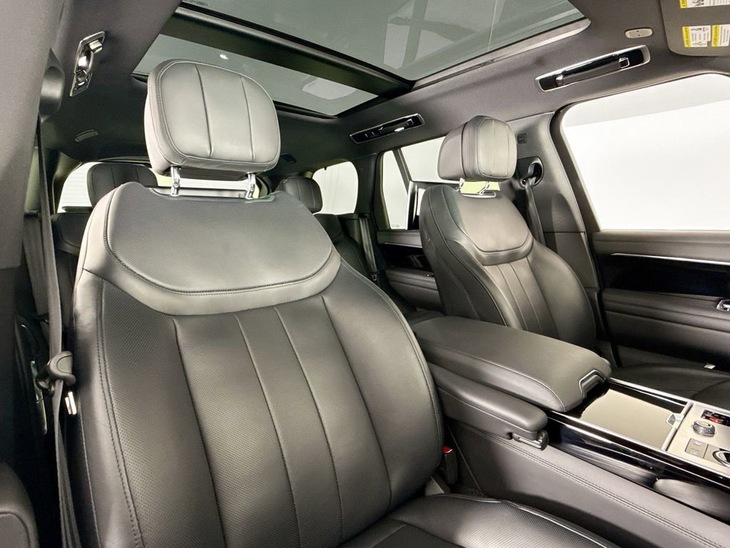 Used 2023 Land Rover Range Rover Autobiography image 14