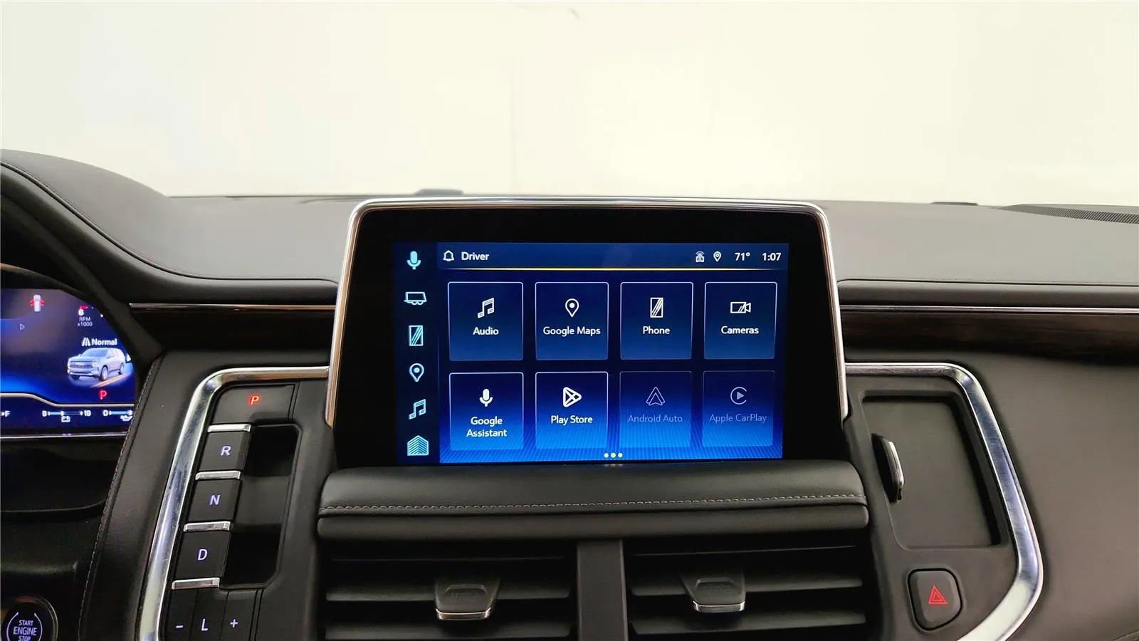 Used 2023 Chevrolet Tahoe Z71 w/ Luxury Package AWD/4WD image 28